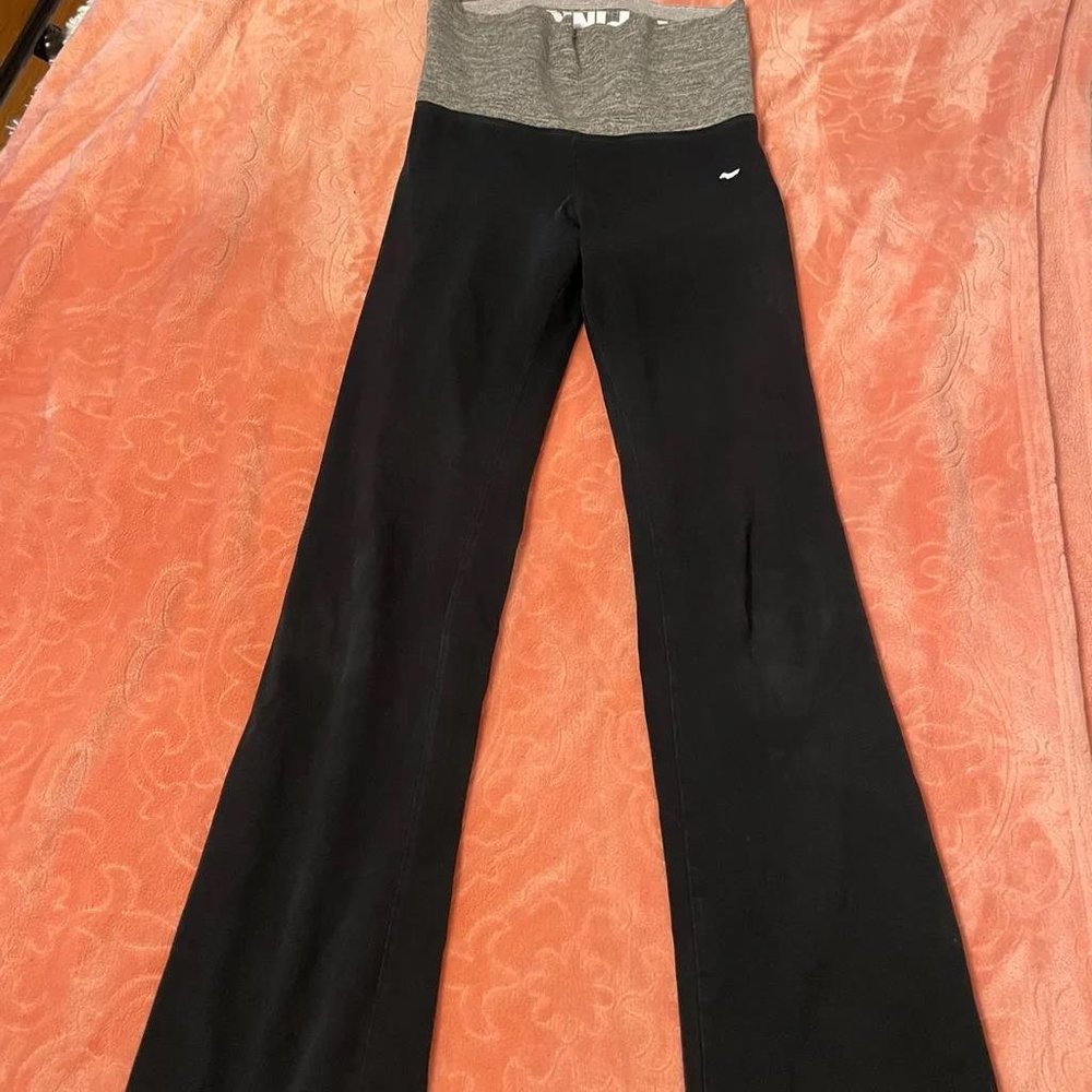 Yoga pants